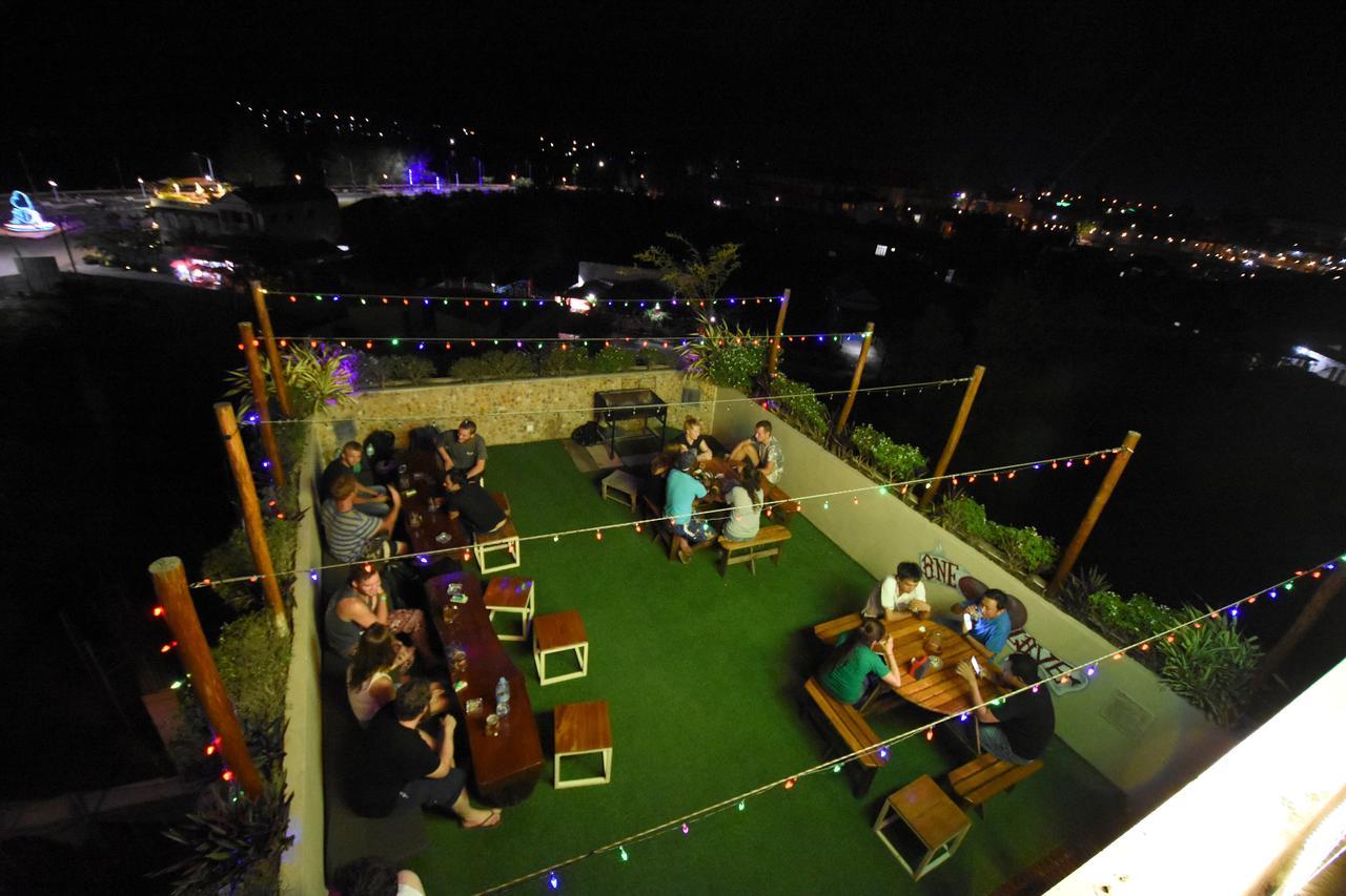 Mad Monkey Hostel Kampot (Adults Only) Exterior foto