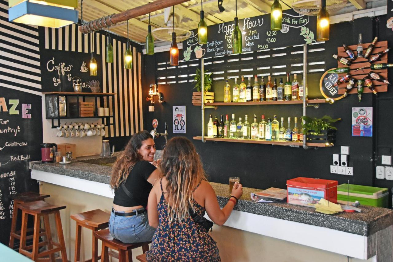 Mad Monkey Hostel Kampot (Adults Only) Exterior foto