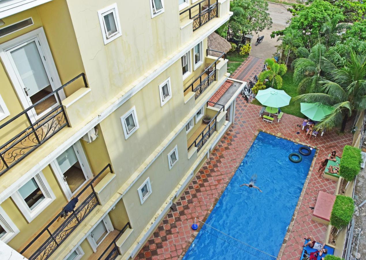 Mad Monkey Hostel Kampot (Adults Only) Exterior foto