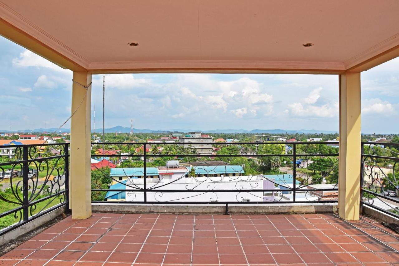 Mad Monkey Hostel Kampot (Adults Only) Exterior foto